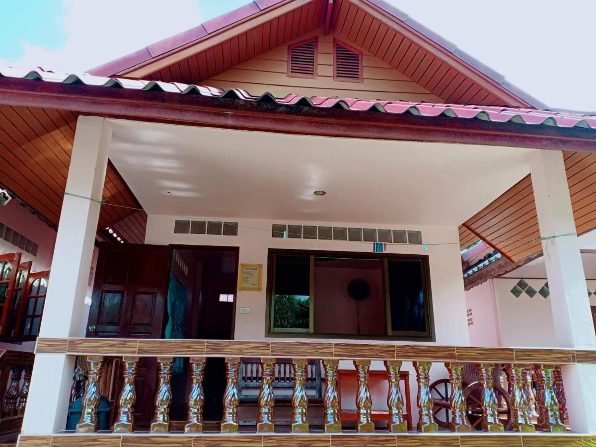 Silver Beach Bungalow Haad Yao Extérieur photo